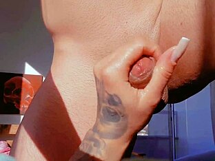 Gay massage leads to intense climax