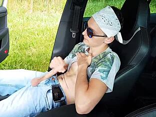 Gay Czech stud gets drilled