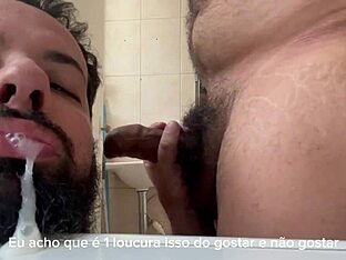 Amateur twink gets throat fucked