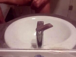 Young twink masturbating solo