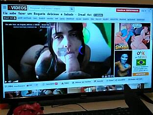 Dreads girl gives blow job