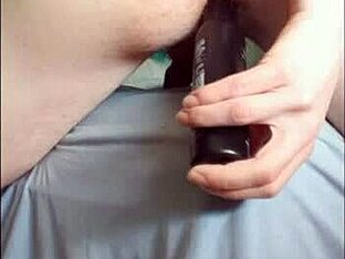 Shampoo helps gay teen's pleasure