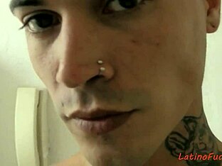 Twink Dimitry Simonit Dragon Rojo in hot action with bareback anal sex