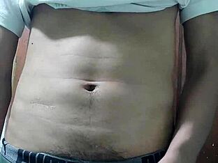 Skinny guy pleases women solo