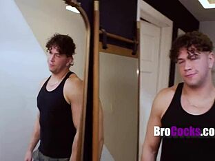 Gay blowjobs and breeding in a washer